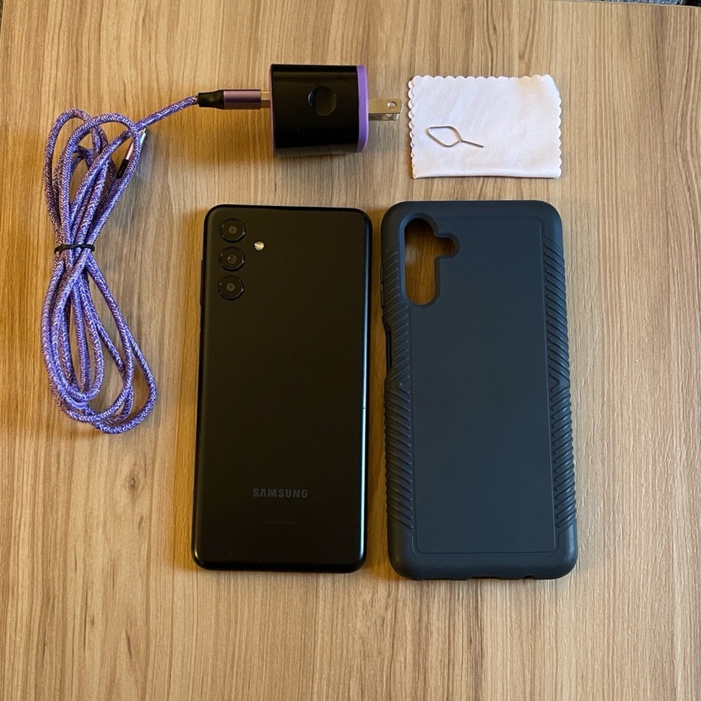 Samsung Galaxy A13 5G (A136U) - 64GB Unlocked Smartphone - Black